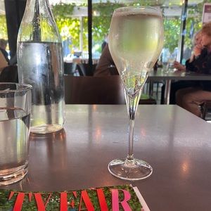 Meet your Posher, Leona